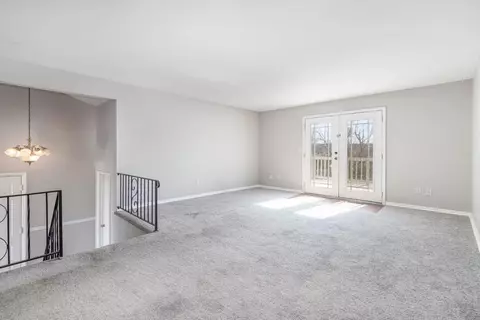 11974 Algiers Dr, Cincinnati, OH 45246 photo 2