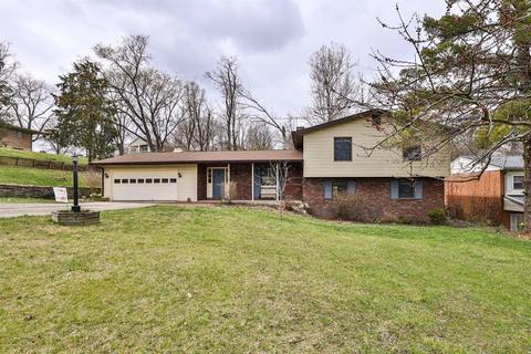 7307 Commonwealth Dr, Cincinnati, OH 45224 photo 2