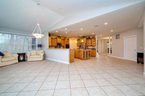 2898 River End Ct, Sugarcreek Township, OH 45370 photo 10