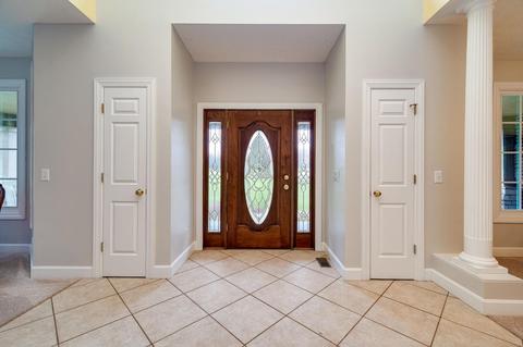 2898 River End Ct, Sugarcreek Township, OH 45370 photo 2