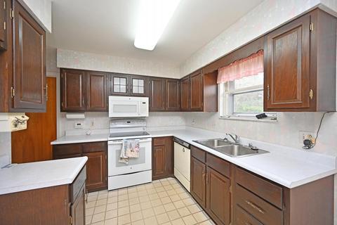 1744 Millspring Ct, Cincinnati, OH 45231 photo 12