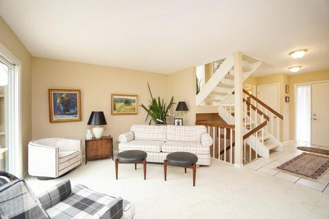 406 Walnut Ln, Mason, OH 45040 photo 6