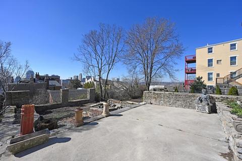 553 Milton St, Cincinnati, OH 45202 photo 38
