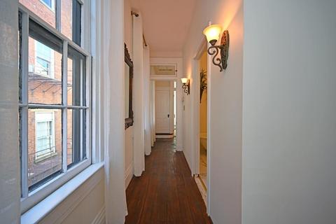 553 Milton St, Cincinnati, OH 45202 photo 29
