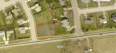 2 Autumn Dr, Oxford, OH 45056