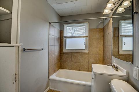 1906 Ashbrook Dr, Cincinnati, OH 45238 photo 9
