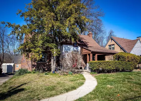 1002 Ebony Ln, Cincinnati, OH 45224 photo 2