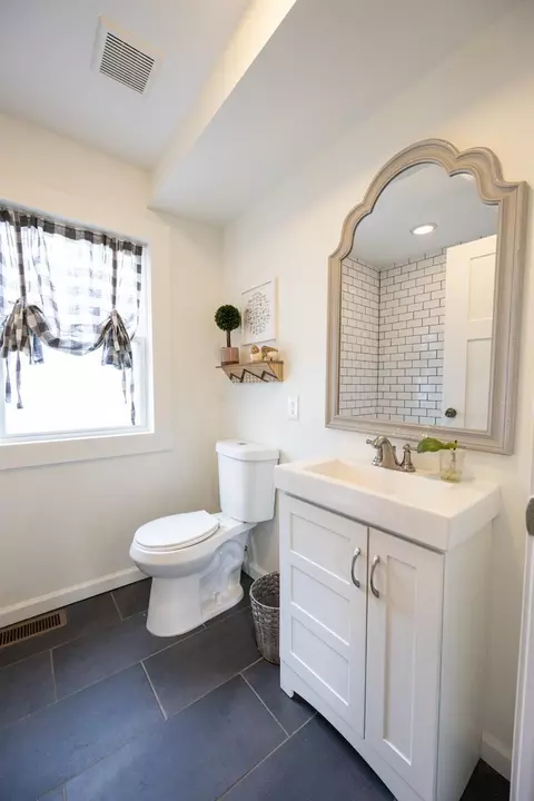 6917 Bramble Ave, Cincinnati, OH 45227 photo 12