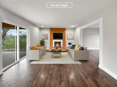 7809 Meadow Crest Ct, Maineville, OH 45039 photo 2