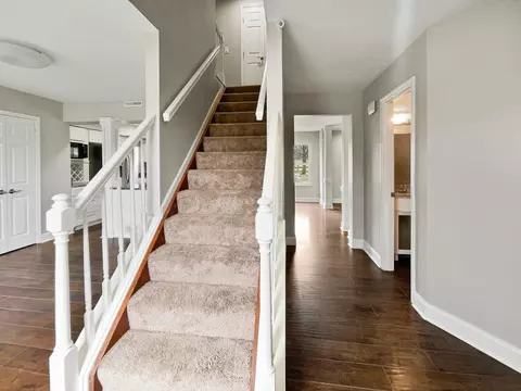 7809 Meadow Crest Ct, Maineville, OH 45039 photo 8