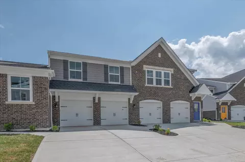 5211 Hazeltine Ln #4-204, Turtle Creek Twp, OH 45036