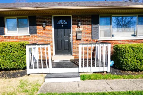 9184 Montoro Dr, Cincinnati, OH 45231 photo 3