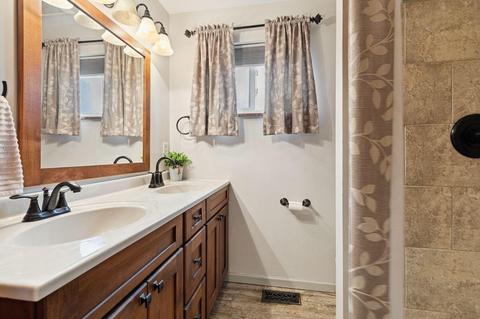 4159 Kugler Mill Rd, Cincinnati, OH 45236 photo 18