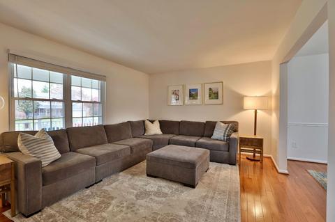 9524 Linfield Dr, Blue Ash, OH 45242 photo 8