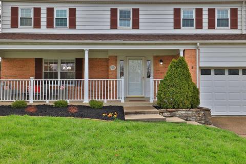 9524 Linfield Dr, Blue Ash, OH 45242 photo 3