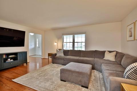 9524 Linfield Dr, Blue Ash, OH 45242 photo 9