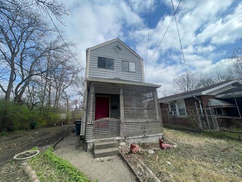 8452 Anthony Wayne Ave, Cincinnati, OH 45216 photo 2