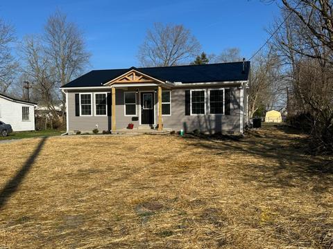112 Central Ave, Blanchester, OH 45107 photo 2