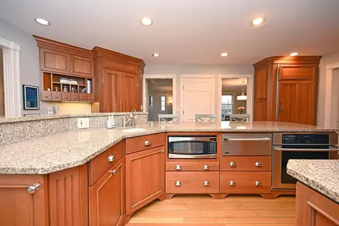 13 Trailbridge Dr, Blue Ash, OH 45241 photo 13