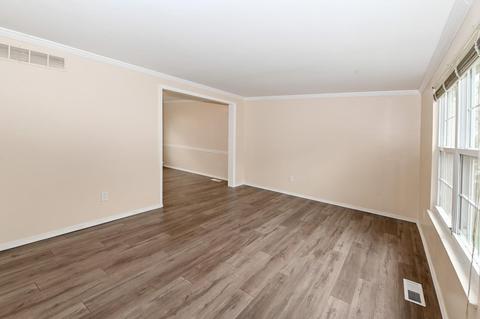 4203 Edinburgh Dr, Cincinnati, OH 45245 photo 5