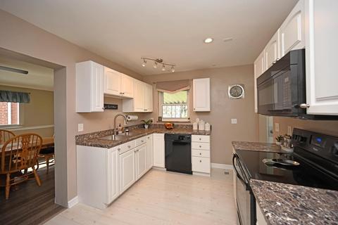 8489 Wicklow Ave, Cincinnati, OH 45236 photo 11