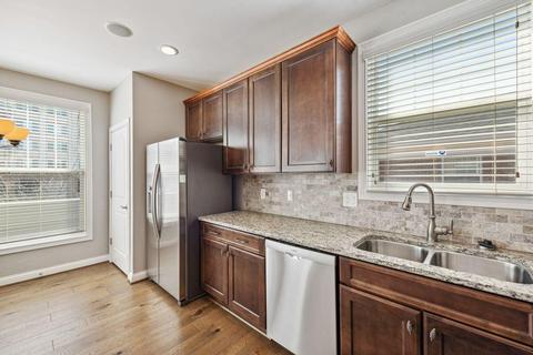 209 Rochelle St, Cincinnati, OH 45219 photo 12
