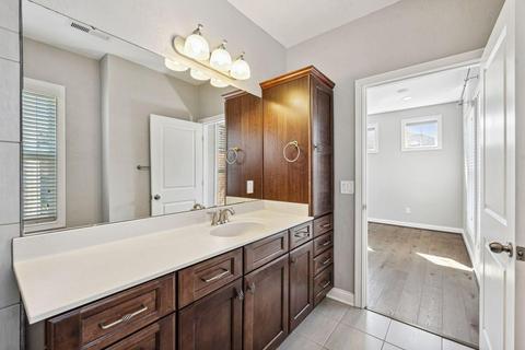 209 Rochelle St, Cincinnati, OH 45219 photo 26