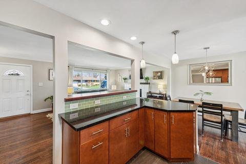 3879 Larchview Dr, Cincinnati, OH 45236 photo 9