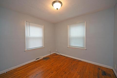1873 Ashbrook Dr, Cincinnati, OH 45238 photo 13