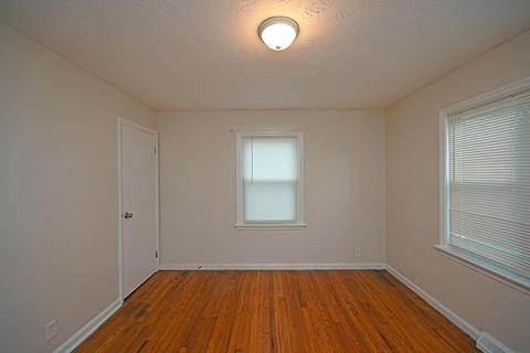 1873 Ashbrook Dr, Cincinnati, OH 45238 photo 11