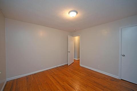 1873 Ashbrook Dr, Cincinnati, OH 45238 photo 10