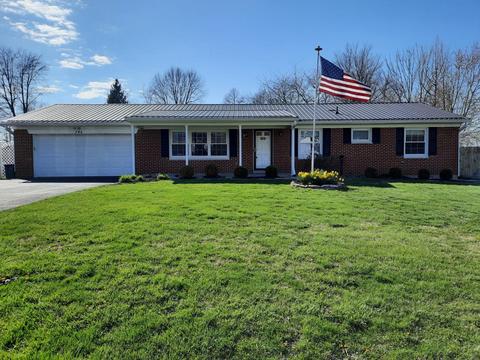 746 Bourbon St, Blanchester, OH 45107 photo 2
