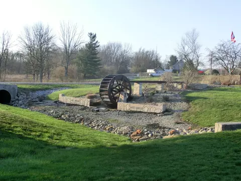 1550 Oder Dr, Perry Twp, OH 45118 photo 2
