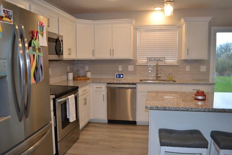 2917 Pine Leaf Ct, Hamilton, OH 45013 photo 4