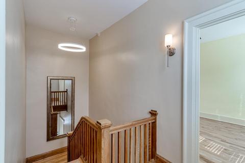 716 Wayne St, Cincinnati, OH 45206 photo 29