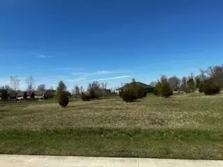 60 Oak Leaf Ln, West Harrison, IN 47060