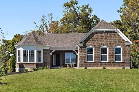 4902 Shadow Hawk Dr #67, Colerain Township, OH 45247