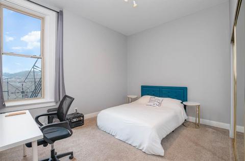 1126 Walnut St #4A, Cincinnati, OH 45202 photo 9