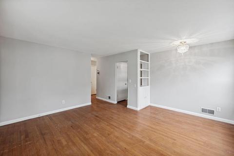 8596 Wicklow Ave, Cincinnati, OH 45236 photo 12