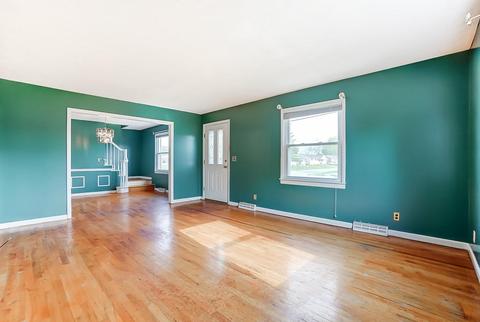 206 Sunset Ave, Harrison, OH 45030 photo 3