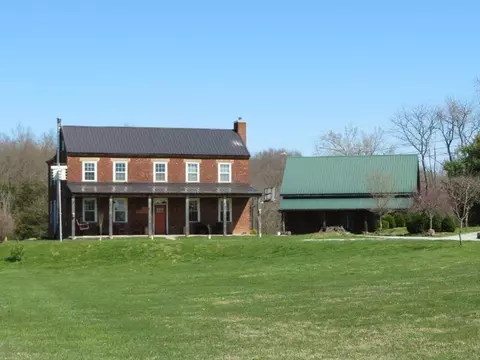 3828 Milburn Rd, Hillsboro, OH 45133