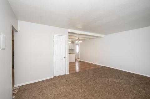 11704 Hamlet Rd, Forest Park, OH 45240 photo 4