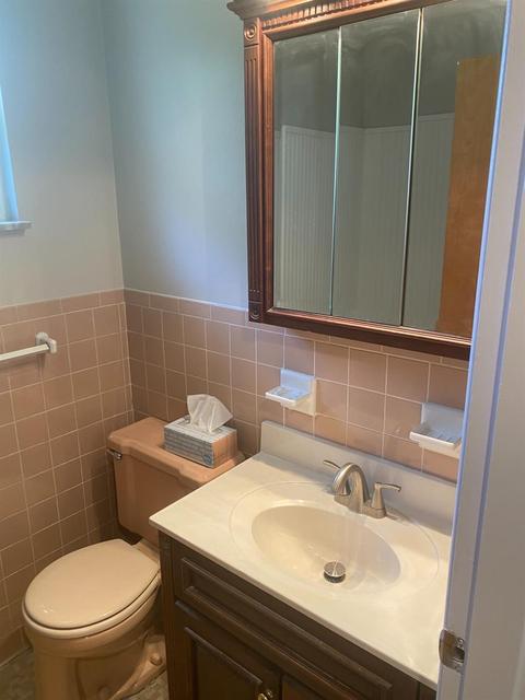 1049 Springbrook Dr, Cincinnati, OH 45224 photo 9