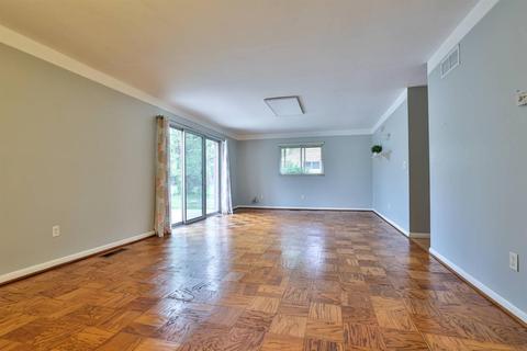9842 Lorelei Dr, Cincinnati, OH 45231 photo 6