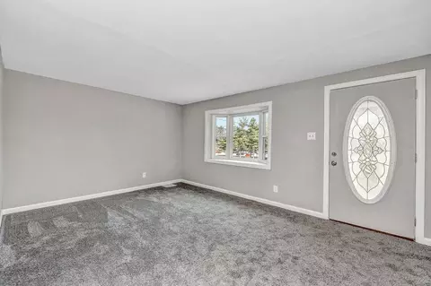 3313 Ebenezer Rd, Cincinnati, OH 45248 photo 4