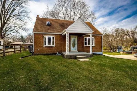 3313 Ebenezer Rd, Cincinnati, OH 45248 photo 2