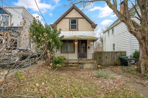 742 Enright, Cincinnati, OH 45205
