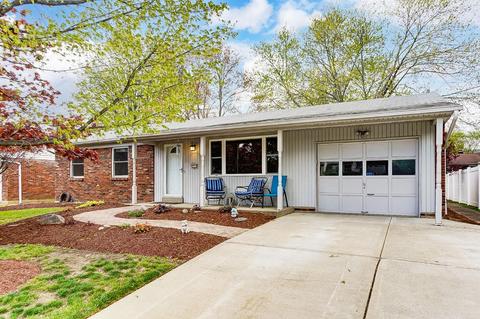 1712 Hilltree Dr, Cincinnati, OH 45255 photo 2
