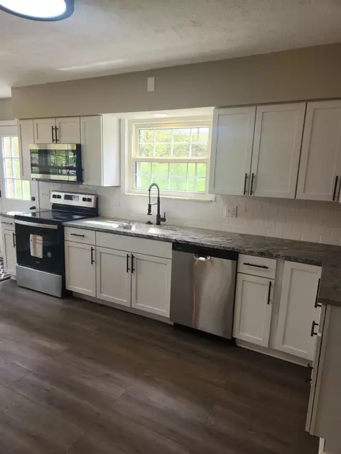 995 Springbrook Dr, Cincinnati, OH 45224 photo 7