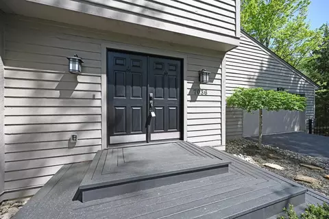 7036 Royalgreen Dr, Cincinnati, OH 45244 photo 3